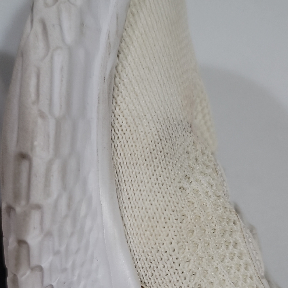 Curry Under Armor Flow 8 Sneakers w/ Gold Accents Size 12 M 13.5 W US EU 46 - Picture 15 of 16